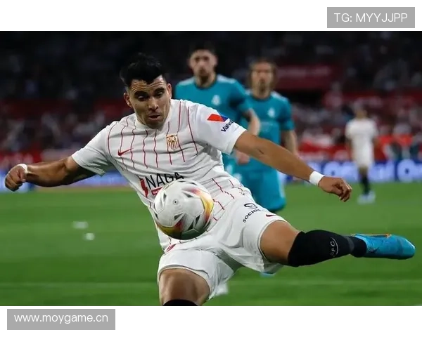 奥萨苏纳边路速度表现稳健,攻防转换效率持续提升 奥萨苏纳边路速度表现稳健,攻防转换效率持续提升