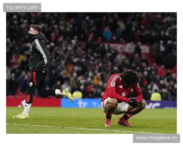 曼联关键比赛抗压能力不足,对争冠形势产生持续制约