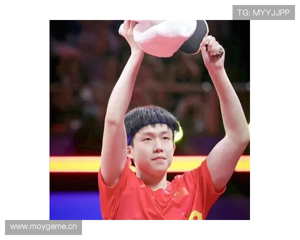 王楚钦喝口水都要被算计到上热搜？